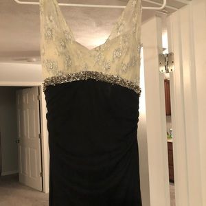 Beautiful prom / formal dress